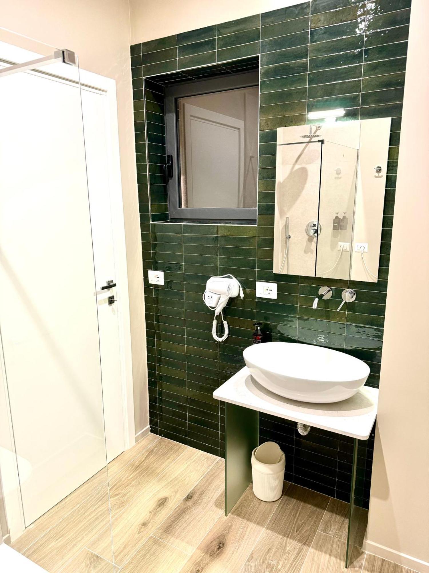 Dimora Fralu Hotel Bari Ngoại thất bức ảnh