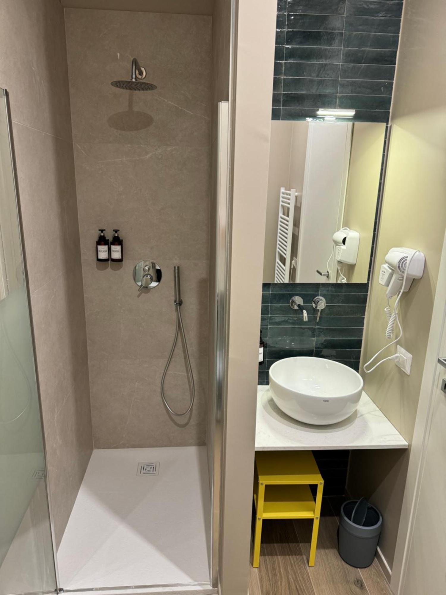 Dimora Fralu Hotel Bari Ngoại thất bức ảnh