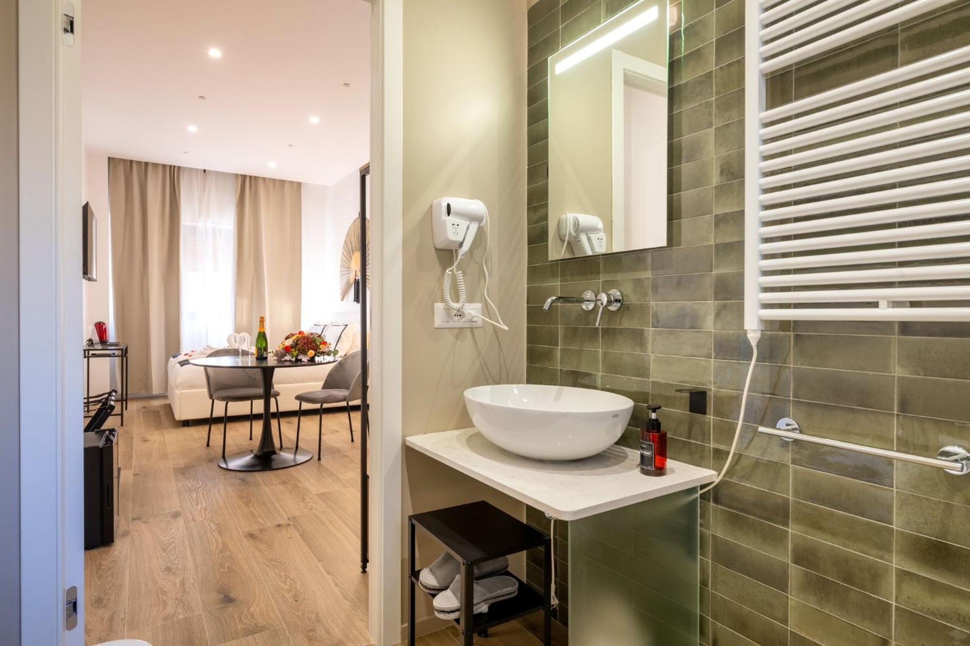 Dimora Fralu Hotel Bari Ngoại thất bức ảnh